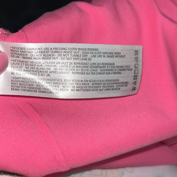 Finders Keepers Hana floral print wrap mini dress - Picture 8 of 8